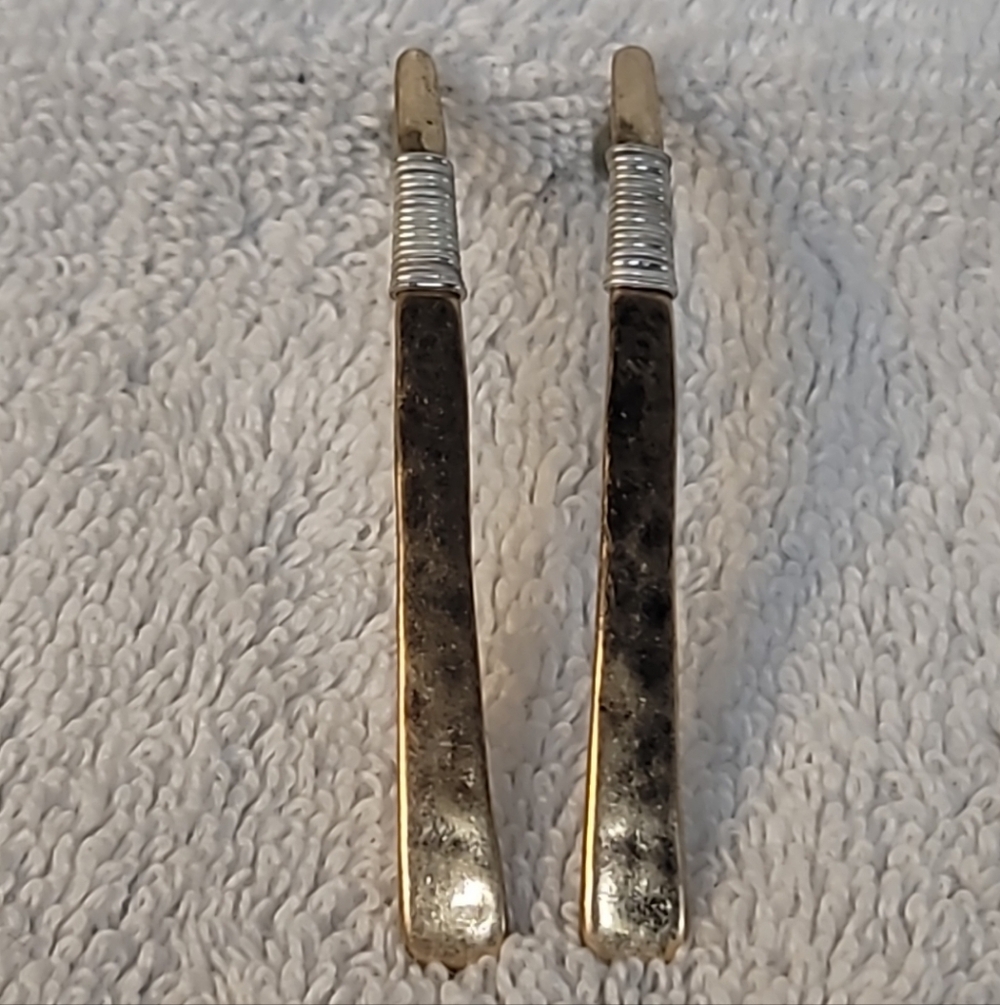 Robert Lee Morris Soho Two-Tone Geometric Linear Earrings - Picture 2 of 5